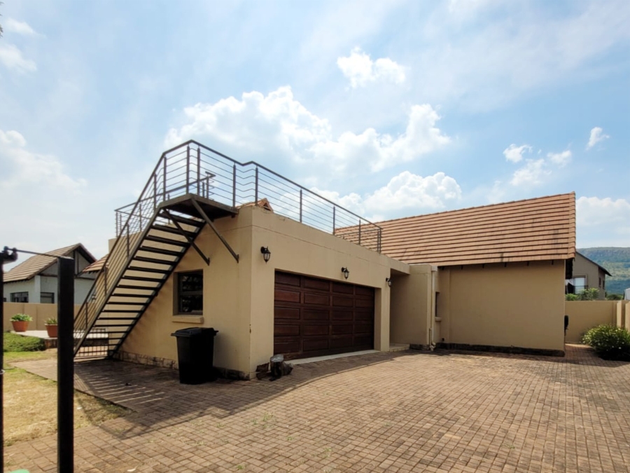 To Let 3 Bedroom Property for Rent in Kosmos North West